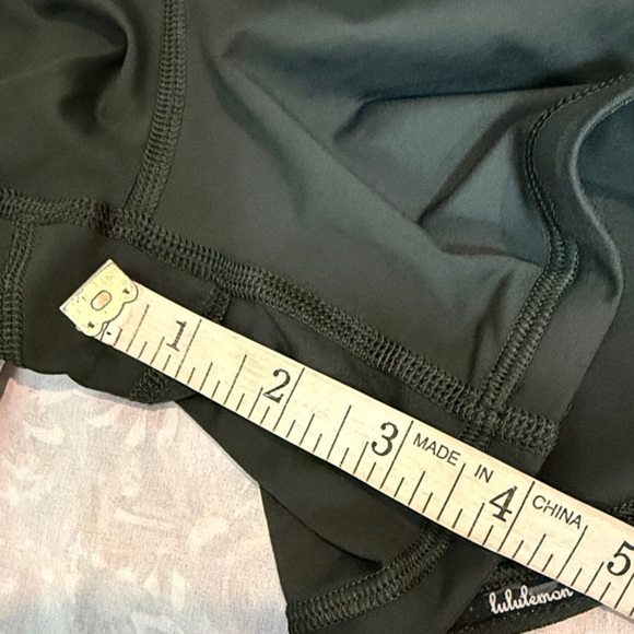 Lululemon Play Off The Pleats Skirt Floral Electric Multi/Rainforest Green (14) - Picture 13 of 13